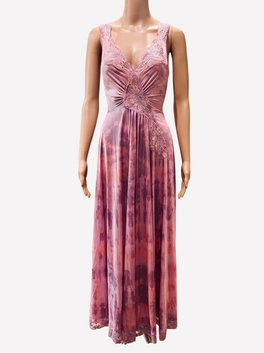 Vintage Olga Pink Lace-Trim Maxi Nightgown size M